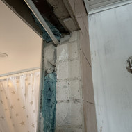 Reikalingos dvi durys su pilnu montavimu