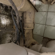 Pakeisti seną pastatomą klozetą į pakabinimą