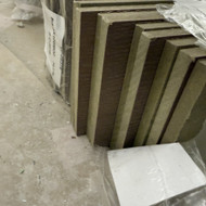 Grindjuosčių montavimas, grindų dangos dėjimas