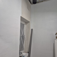 Skylių gręžimas, angų pjovimas