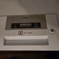 Nešaldo šaldymo dėžė, reikalingas remontas