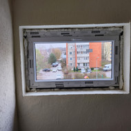 Langokraščių apdaila sumontavus plastikinius langus