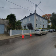 Trinkelėmis suformuoti naują įvažiavimą