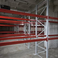 Stelažų (paletinių) išmontavimas