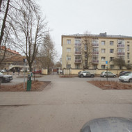 Reikalinga sumontuoti kiemo užtvarą ir stulpelius