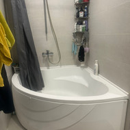 Ieškau meistro kuris galėtų įrengti dušo kabiną