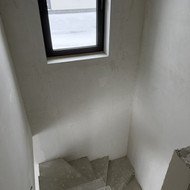 Laiptinės sienų glaistymas/šveitimas/dažymas