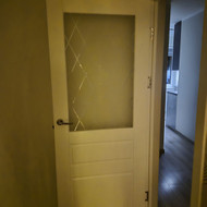 Ieškau meistro, kuris galėtų sutvarkyti vidaus duris