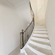 Kalviai, kalvystės darbai (vidaus laiptų turėklai)