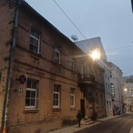 Išvalyti, remontuoti sandarinti lietaus lataką