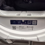 Sveiki, užstrigo liemenėlės lankutis skalbimo dziovyklėje