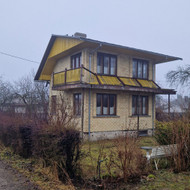 Reikia nugriauti mūrinį namą