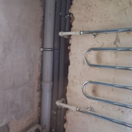 Reikalingi santechnikai (buto įrengimas)