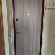 Šarvuotų durų apdaila