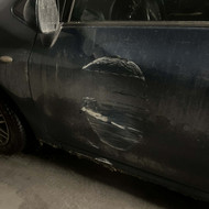 Automobilių dažymas dureles