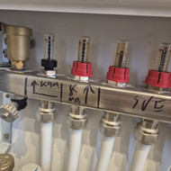 Grindinio šildymo problema