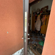 Lauko durų remontas