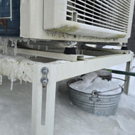 Triukšmas iš išorinio bloko oras vanduo