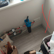 Vandens filtras nuo kalkių