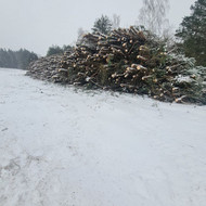 Sniego valymas nuo kelių sandėlių