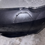 Priekinio bamperio montavimas