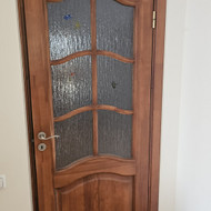 Medinių durų atnaujinimas