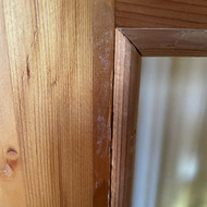 Kreipiuosi dėl galimybės pakeisti stiklą (arba stiklus) medinėse vidaus duryse