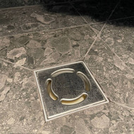 Dušo erdvės siūlių hermetizavimas