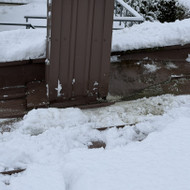 Reikia sutvarkyti stogo pratekėjimą (ties kaminu)