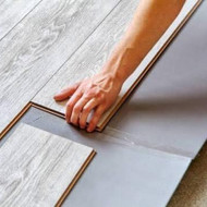 Išlyginamasis ir vinilo klojimas Vilniuje (50m2)