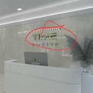 Tūrinės raides su apšvietimu