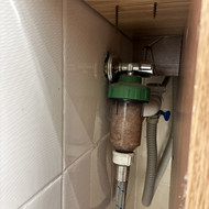 Skalbimo mašinos įvado ir išėjimo keitimas