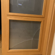 Vidaus duru stiklo keitimas