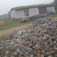 Kelias: brukis, seni tašyti akmenys