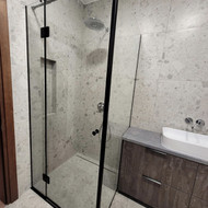 Dušo kabinos gamyba ir montavimas