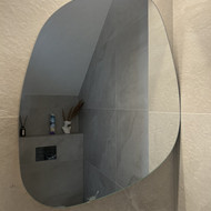 Veidrodžio išpjovimas