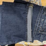 Teikia patrumpinti moteriskas kelnes, 4-i skirtingi vienetai, originaliomis siulemis