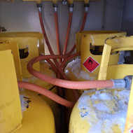 Sauridos dujų sistemos ir katilo patikra, žarnų keitimas