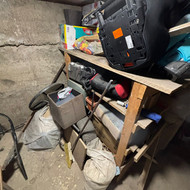 Rūsio ištuštinimas ir jame esančių daiktų išmetimas