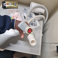 Plumber needed urgently/Skubiai reikalingas santechnikas