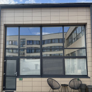 Langų tamsinimas (pastatui)