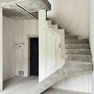 Turėklai ir laiptų pakopos