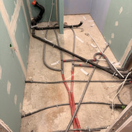 Vonios grindų betonavimas