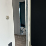 Reikia 2duru su staktom montavimu