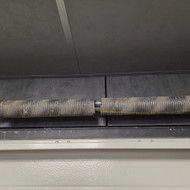 Garažo vartų remontas