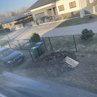 Reikalinga išvežti 4 kubus žemės