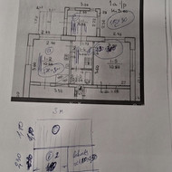 Reikia patiesti linoleumą ir grindjuostes