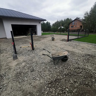 Sudėti apie 200 m² trinkelių