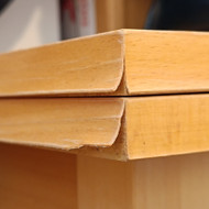 Seno virtuvės stalo apkantavimas