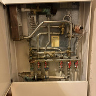 Karsto oro reguliatoriaus keitimas